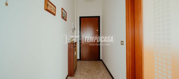 Квартира с 2 комнатами в Вогера, Италия № 5534 11