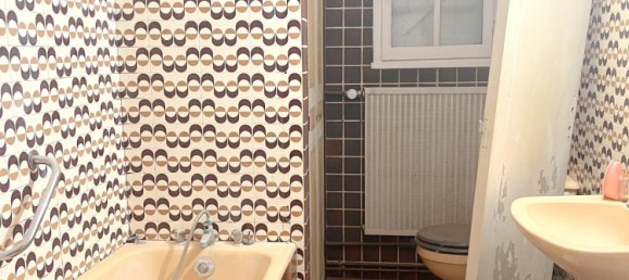 4 bedrooms House in Cherisy, France No. 241401 2