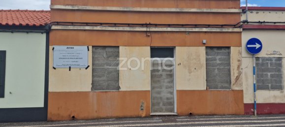 1363m² Building in Ponta Delgada, Portugal No. 87276 2