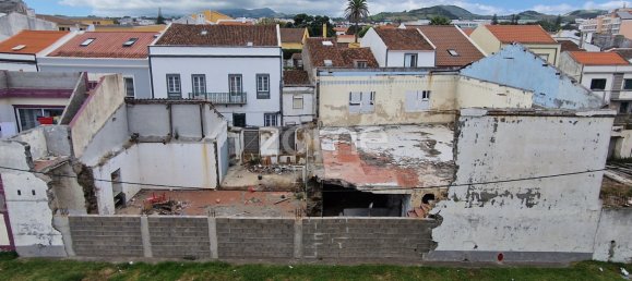 1363m² Building in Ponta Delgada, Portugal No. 87276 11