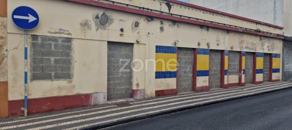 1363m² Building in Ponta Delgada, Portugal No. 87276 3