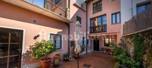 4 غرف نوم فيلا في Udine, Italy رقم 376551 11