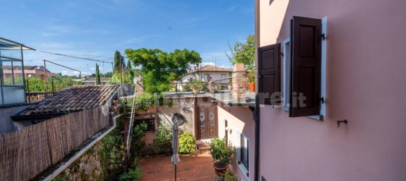 4 غرف نوم فيلا في Udine, Italy رقم 376551 13