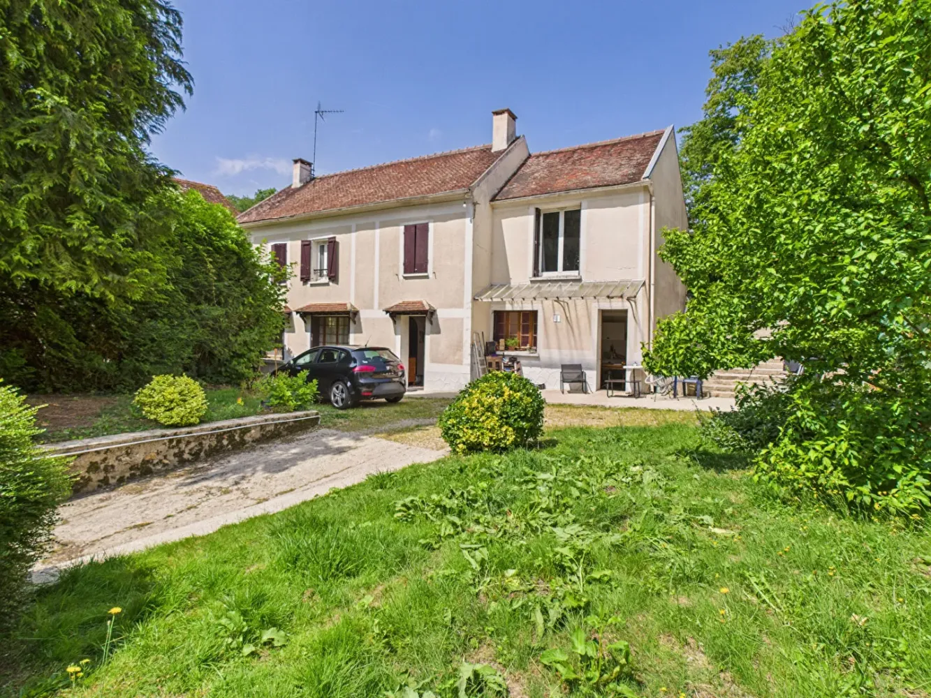 Casa de 5 dormitorios en Saint-Cyr-sur-Morin, France No. 321614