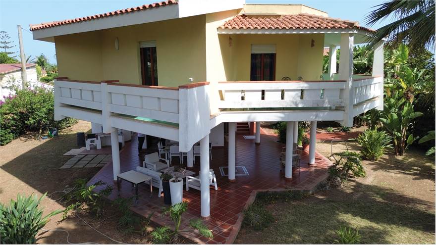 3 bedrooms Villa in Syracuse, Italy No. 250210