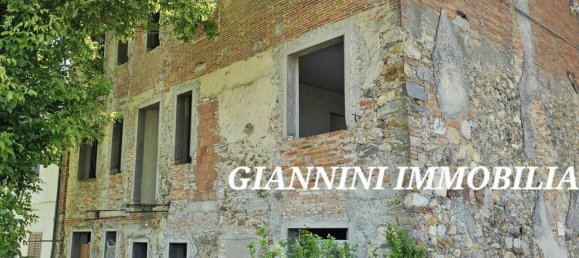 12-Zimmer Haus in Porcari, Italy, Nr. 84839 2