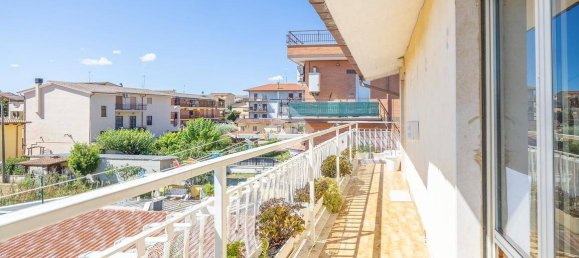 2 bedrooms Apartment in Rome, Italy No. 276583 22