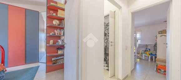 2 bedrooms Apartment in Rome, Italy No. 276583 9