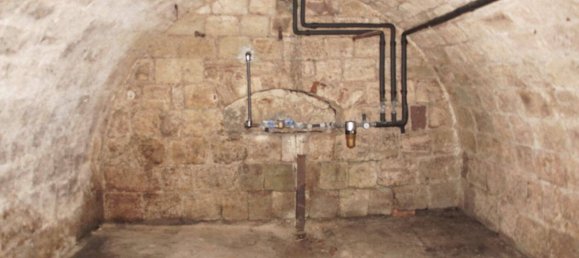 5-salle Bâtiment à Burgenlandkreis, Germany No. 274305 18