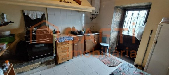 2 bedrooms House in Penso, Portugal No. 67073 7