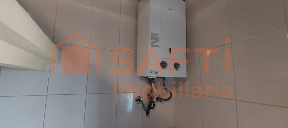 2 bedrooms House in Penso, Portugal No. 67073 11