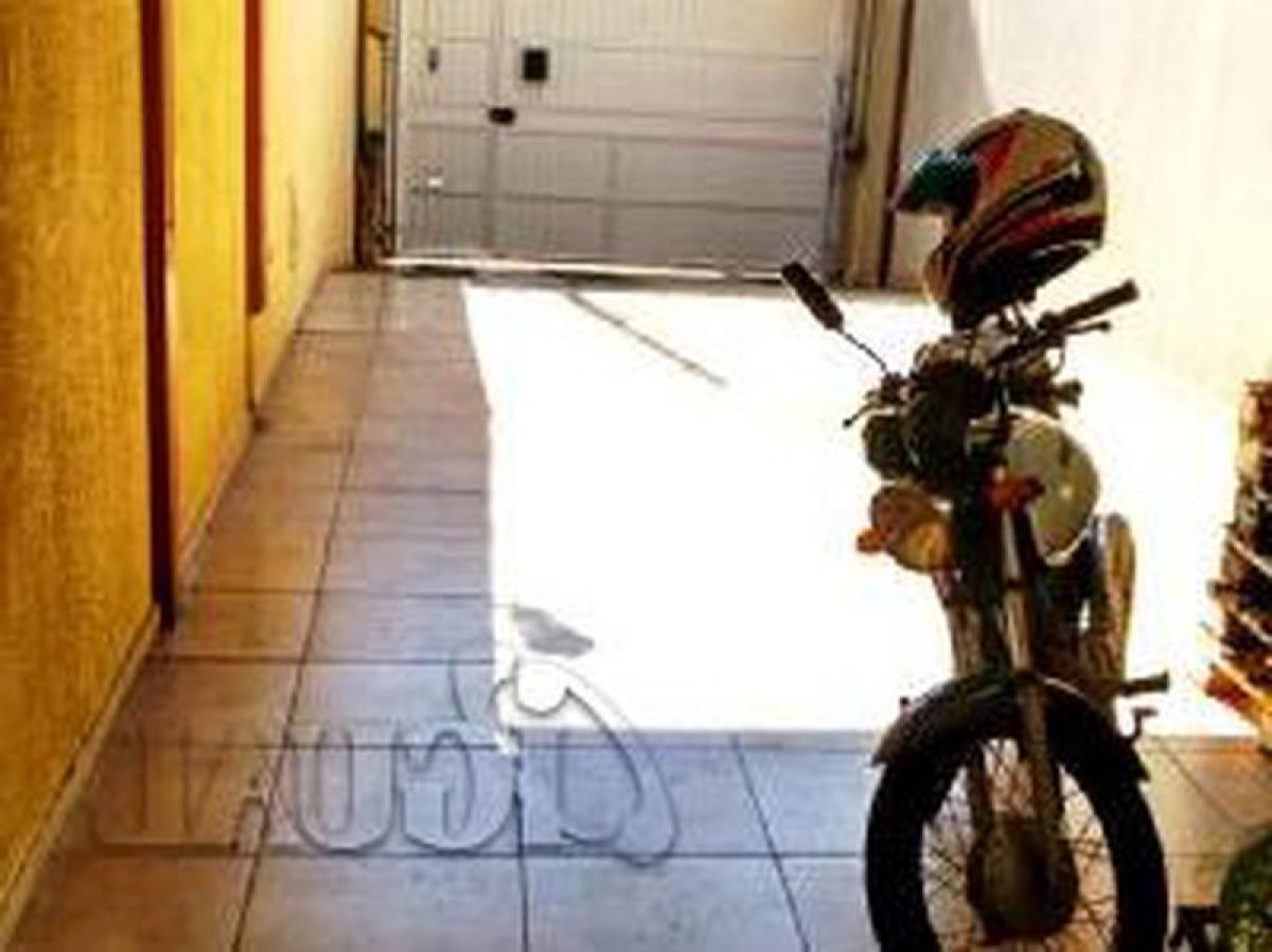 Casa de 3 dormitorios en Sao Paulo, Brazil No. 581418