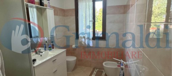 Apartamento de 3 habitaciónes en Lungavilla, Italy No. 6982 7