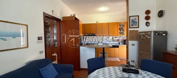 3 Schlafzimmer Villa in Busto Garolfo, Italy, Nr. 294991 3