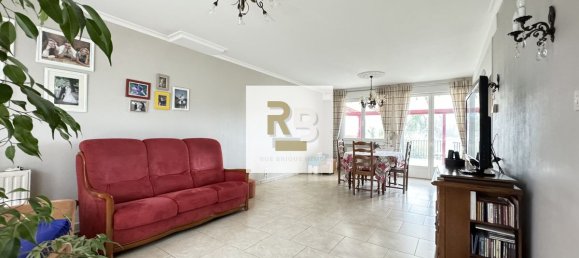 5 bedrooms House in Beugin, France No. 81332 17