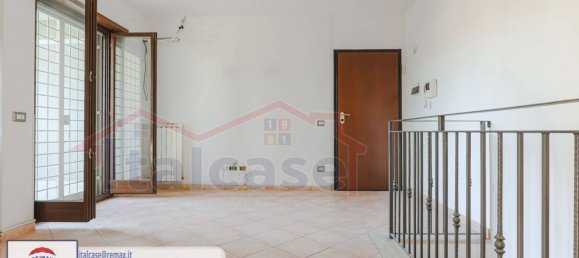 2 bedrooms Apartment in Rome, Italy No. 46706 7