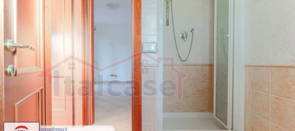 2 bedrooms Apartment in Rome, Italy No. 46706 14