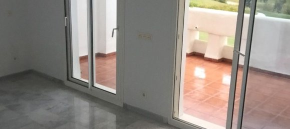 4 bedrooms Duplex in Estepona, Spain No. 147532 2