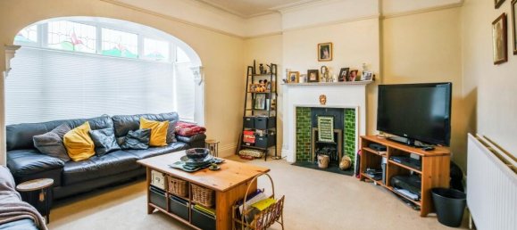 4 bedrooms House in South Croydon, United Kingdom No. 10473 2