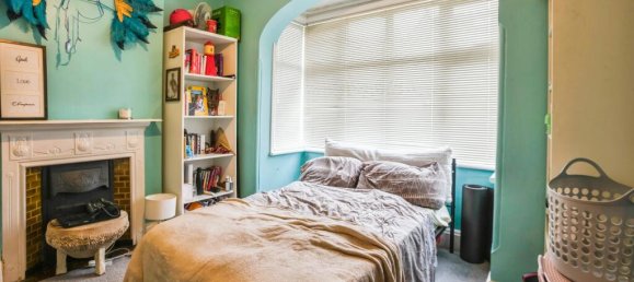 4 bedrooms House in South Croydon, United Kingdom No. 10473 14