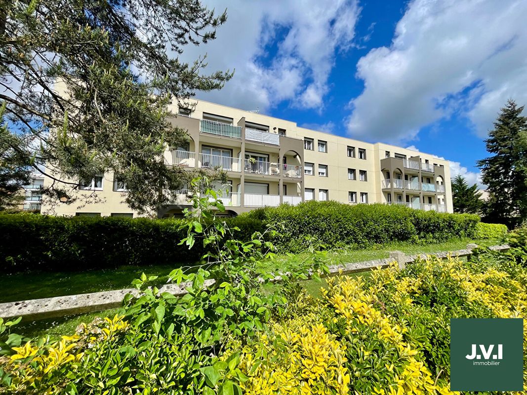 3 chambres Appartement à Montmorency, France No. 182209