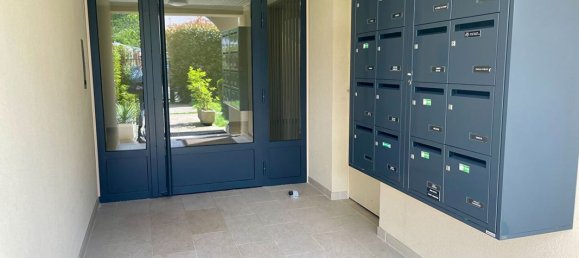 3 chambres Appartement à Montmorency, France No. 182209 2