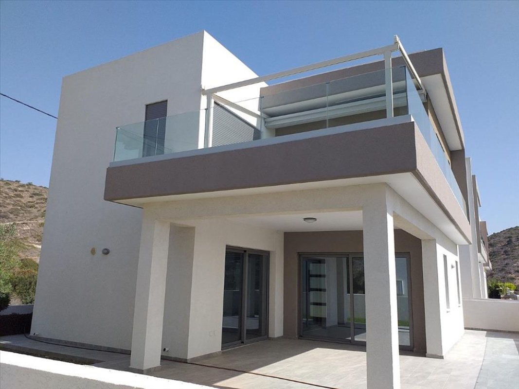 4 bedrooms Villa in Limassol, Cyprus No. 2205