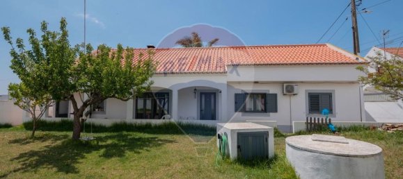 Дом с 4 спальнями в Одемира, Португалия № 168881 4