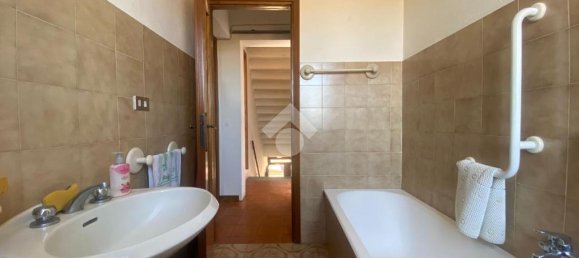 Casa de 3 dormitorios en Sale, Italy No. 167134 12