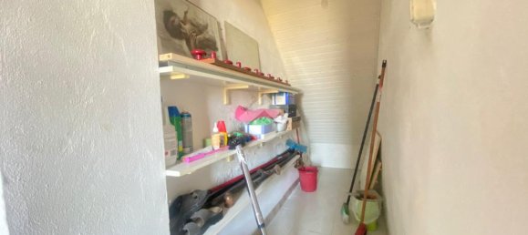 Casa de 3 dormitorios en Sale, Italy No. 167134 14