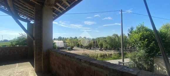 Casa de 3 dormitorios en Sale, Italy No. 167134 28