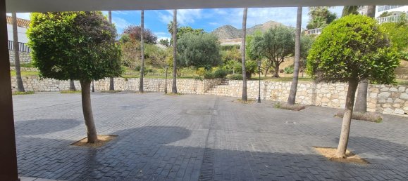 Дом с 8 спальнями в Бенальмадена, Испания № 147991 6