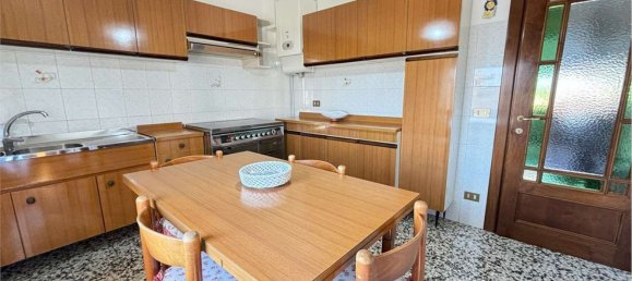 4 غرف نوم شقة في Pontedera, Italy رقم 364491 11