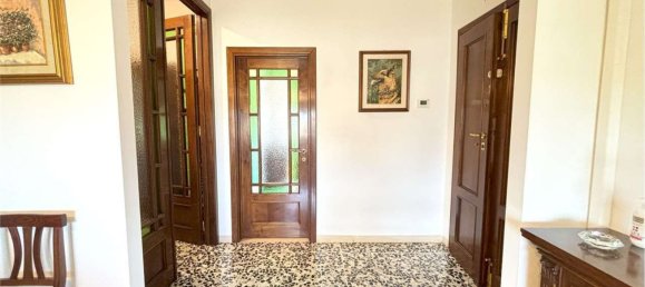 4 غرف نوم شقة في Pontedera, Italy رقم 364491 4