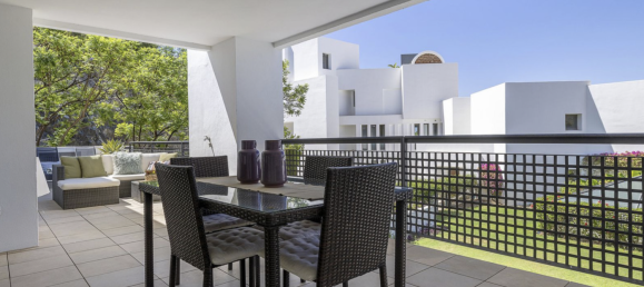 2 bedrooms Apartment in Benahavis, Spain No. 44844 6