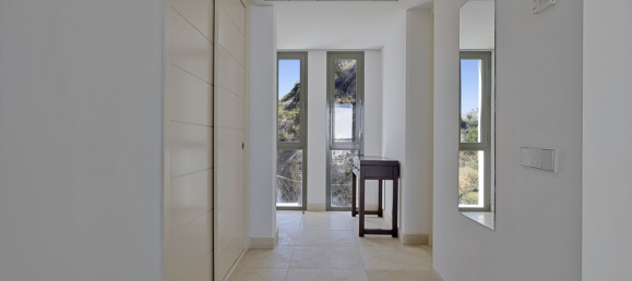 2 bedrooms Apartment in Benahavis, Spain No. 44844 23