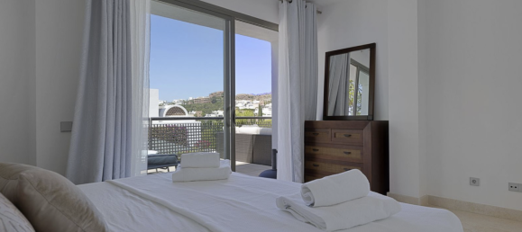 2 bedrooms Apartment in Benahavis, Spain No. 44844 17