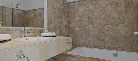 2 bedrooms Apartment in Benahavis, Spain No. 44844 22