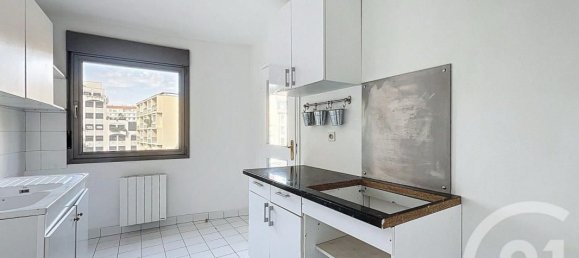 1 bedroom Apartment in Lyon, France No. 335324 6