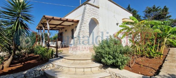 4 rooms Villa in San Vito dei Normanni, Italy No. 53013 10