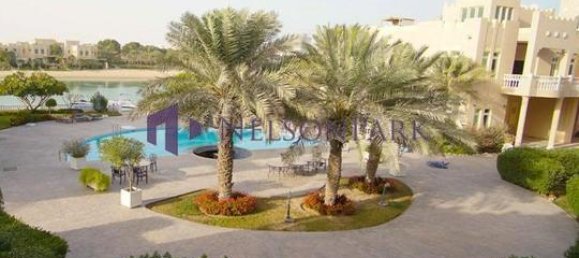 3 bedrooms Villa in Doha, Qatar No. 1880 9