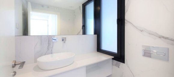 3 bedrooms Villa in L'Alfàs del Pi, Spain No. 4501 17