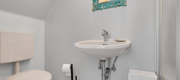 Здание с 12 комнатами в Кульмбах, Германия № 52870 35