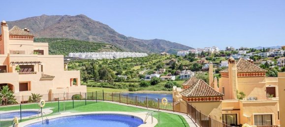 2 Schlafzimmer Wohnung in Estepona, Spain, Nr. 49409 4