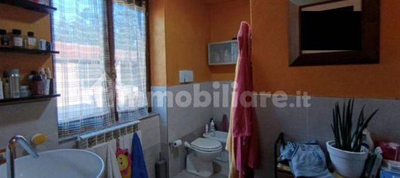 4 غرف نوم شقة في Robecchetto con Induno, Italy رقم 316939 10