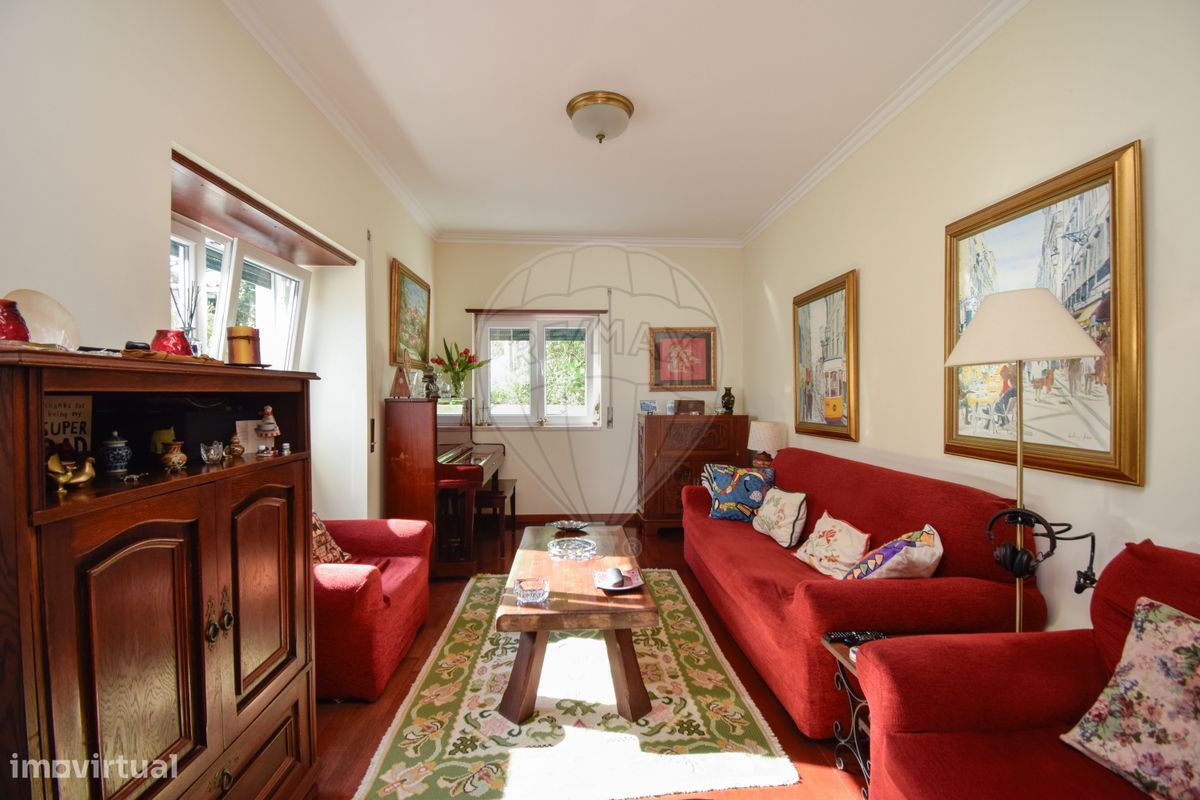 Casa T4 em Rio de Mouro, Portugal N.º 178056