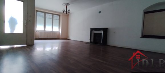 5 Schlafzimmer Haus in Neuilly-l'Eveque, France, Nr. 212498 5
