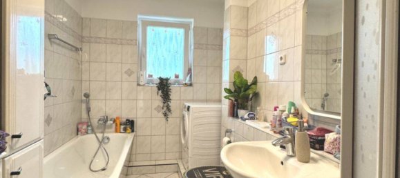 3 bedrooms Apartment in Pinneberg, Germany No. 337102 5