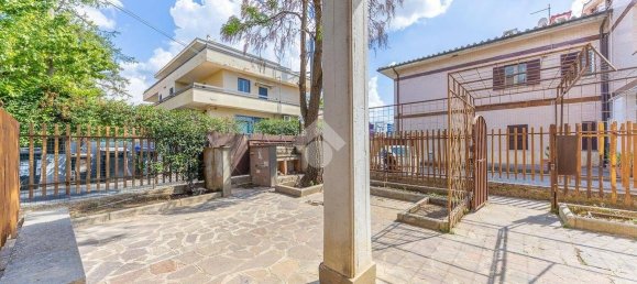 3 bedrooms Apartment in Rome, Italy No. 278002 33