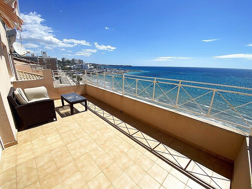 4 bedrooms Villa in Dehesa De Campoamor, Spain No. 14565